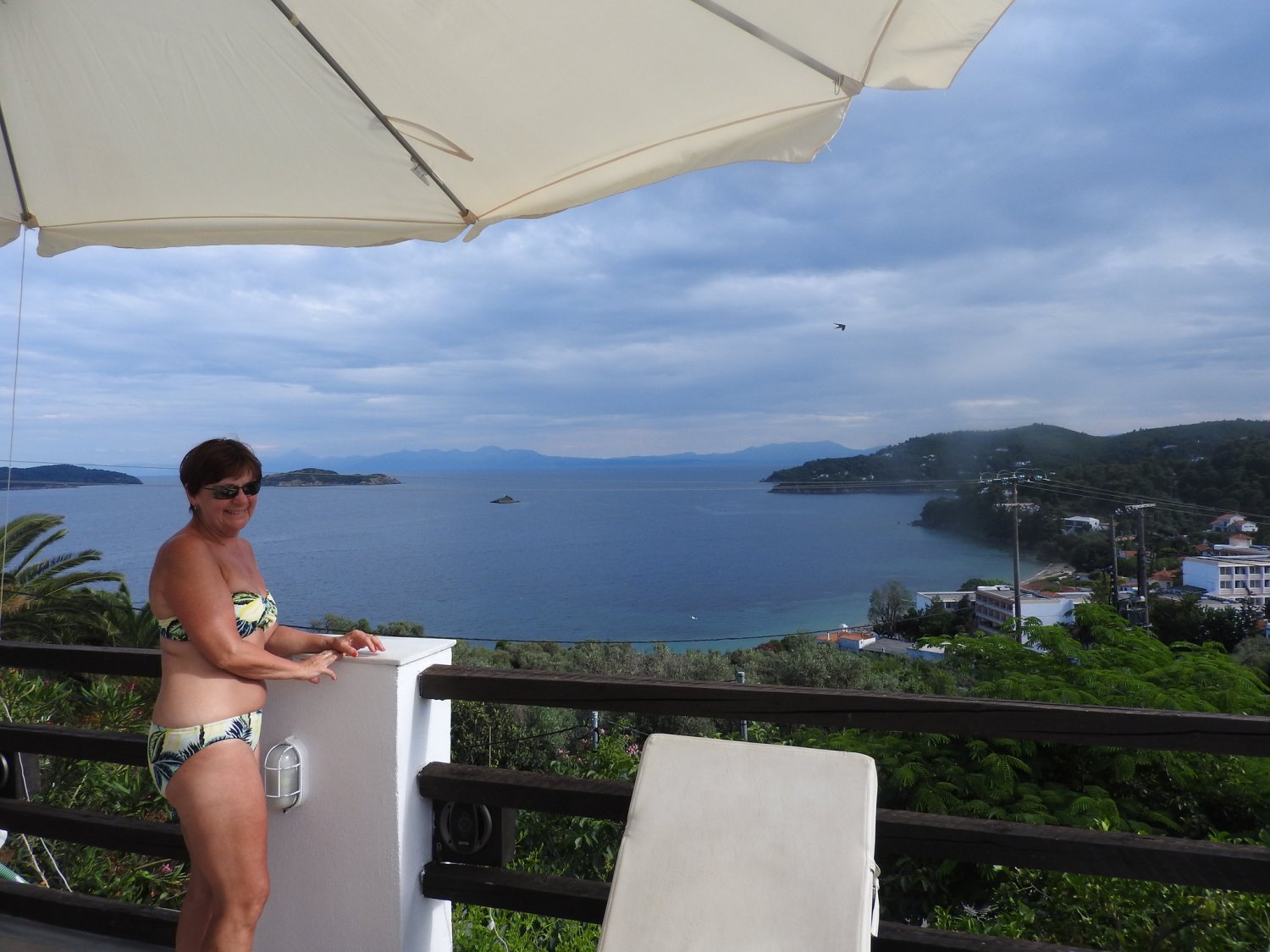 DS UK wife Stephany exposed by hubby #EJJDzKtd