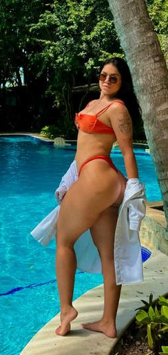 jade #DhEMNzNh