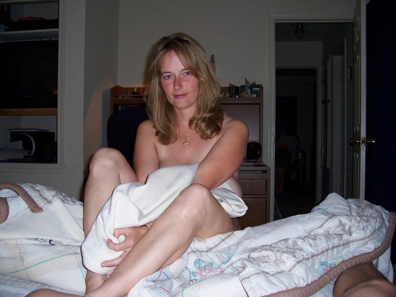 Big titty wife dutifully sucks dick #avO1tFs8